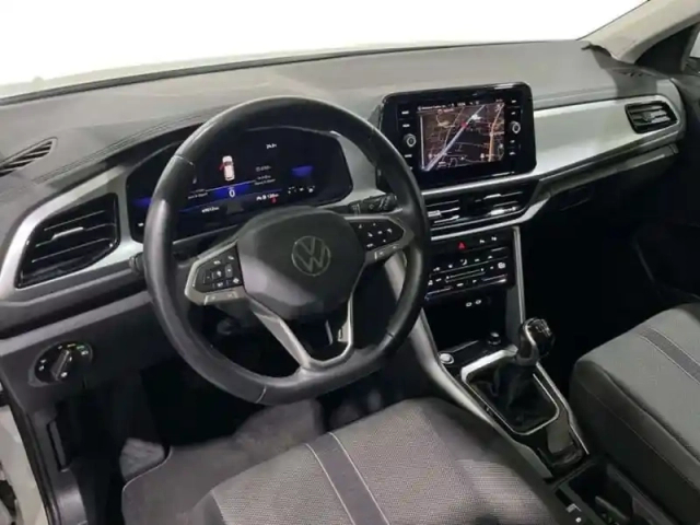 Volkswagen T-Roc 1.0 tsi 110 start/stop bvm6 life plus — photo 9