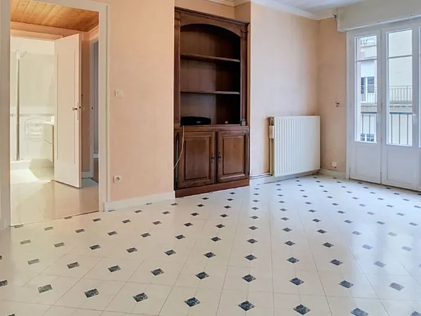 Saumur - Appartement à vendre 76.26 m² deux chambres, quartier recherché