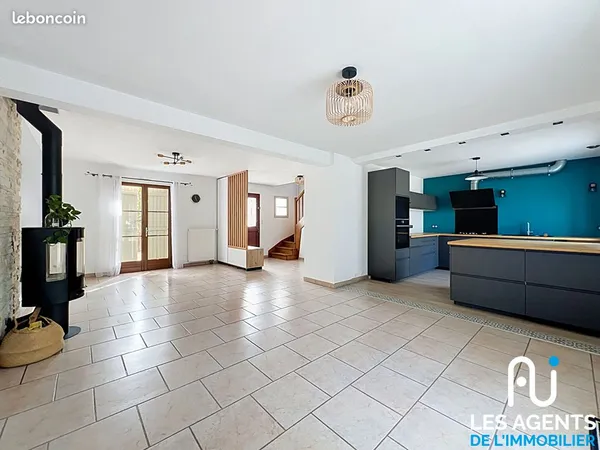 Maison 6 pièces 117 m²