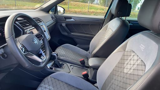 Volkswagen Tiguan 2.0 TDI 150 DSG7 - R-Line Exclusive – 2024 – 33340 km – Diesel – Boîte Automatique — photo 20