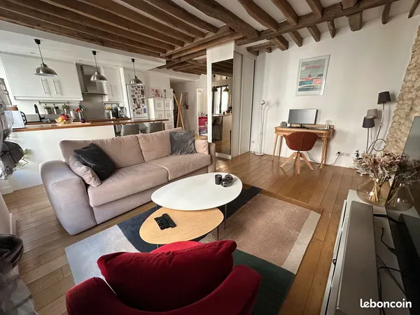 Paris 15e - Quartier Commerce - 2 pièces traversant de 50 m² rénové