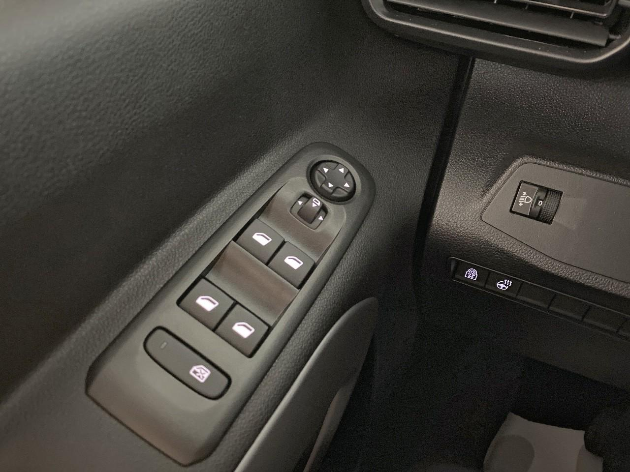 Citroën Berlingo diesel 130 ch m automatique max — photo 20