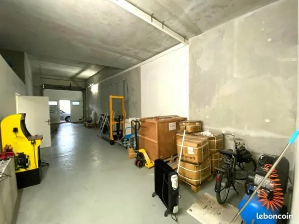 ENTREPOT - LOGISTIQUE 115 m² NICE