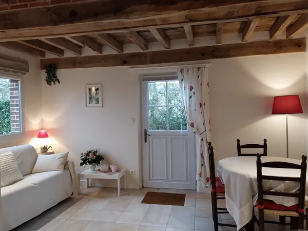 Loue 2 ch. meublées chez l'habitant. Accès indép. 15mn Rouen/Mt St Aignan/Bois Guillaume, 40 mn Diep