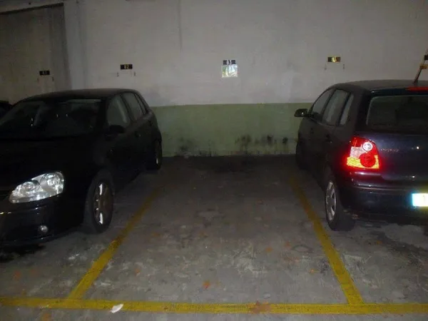 Parking 8 m²
