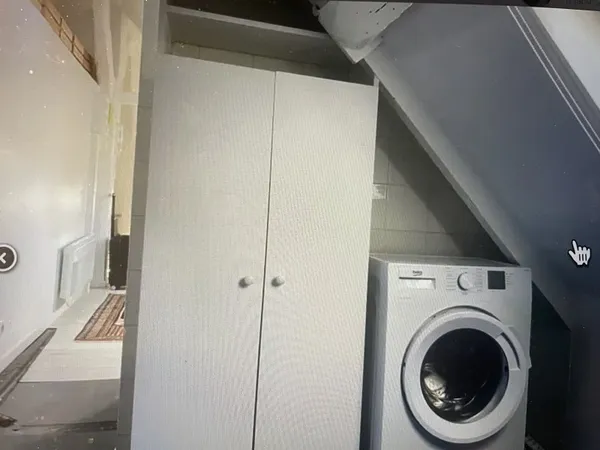 Loue studio Métro Bac , 7e étage asc jusqu'au 5e, meublé tout équipé, salle de bain Paris 7ème