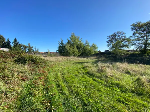 Terrain constructible de 26 ares