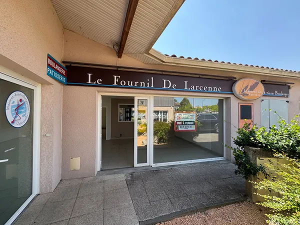 Local commercial 117 m²