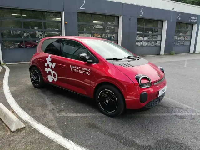 Renault Twingo e-tech electrique 80 ch autonomie urbaine — photo 8