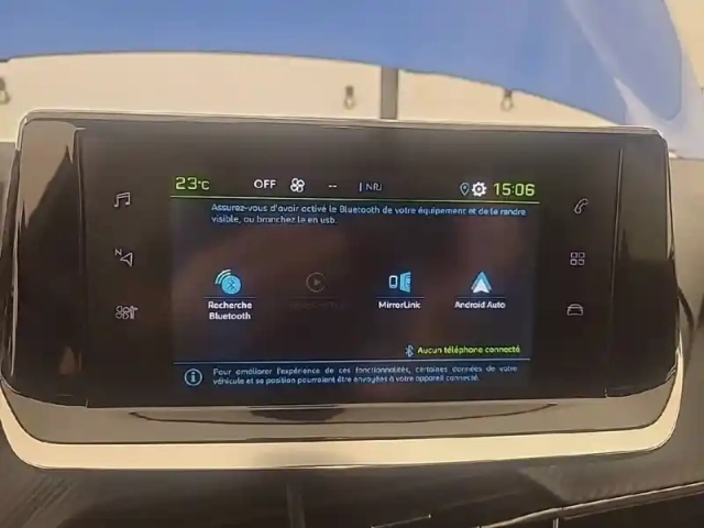 Peugeot 208 electrique 50 kwh 136ch — photo 15