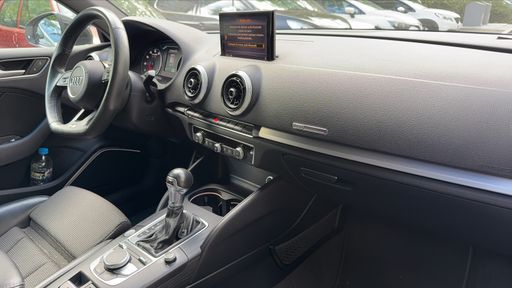 Audi A3 Sportback 1.5 TFSI COD 150 - S Line – 2018 – 131754 km – Essence – Boîte Automatique — photo 15