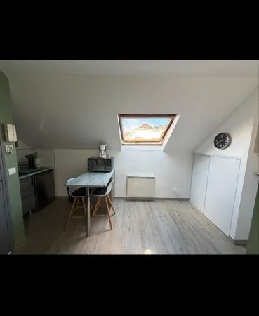 Appartement Location Saint-Quentin 1p 18m² 349€