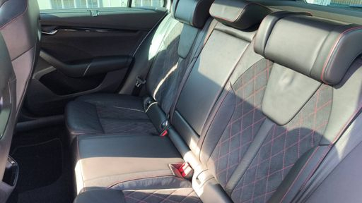 Skoda Octavia Combi 1.4 TSI PHEV iV 245 DSG6e - RS – 2021 – 89383 km – Hybride rechargeable – Boîte Automatique — photo 31