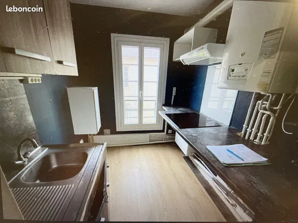 F2 centre ville libre de suite duplex