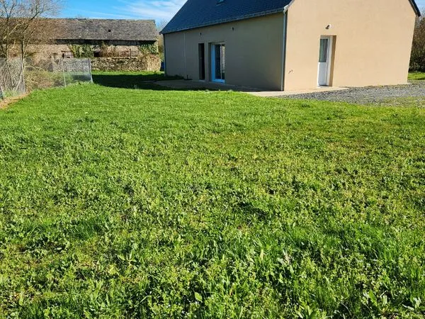 A louer maison en campagne a 6mn de château gontier