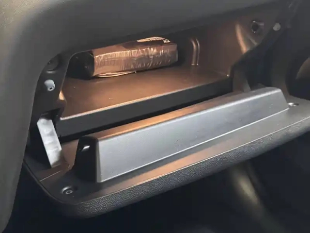Mini Mini hatch 3 portes cooper 136 ch dkg7 — photo 41