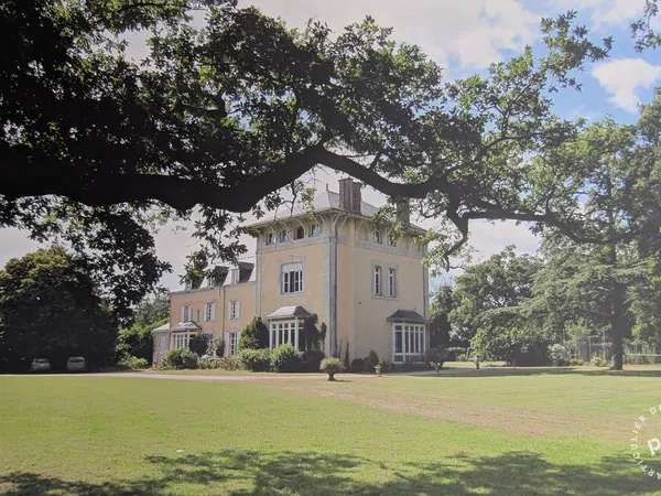 Maison 6 pièces 520 m²