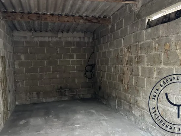 Garage à louer