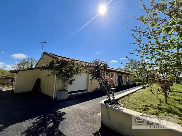 Maison de plain-pied 167 m² avec terrain de 2 000 m² - Fontanes