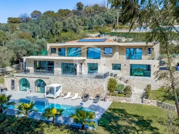 Mougins - Magnifique villa avec vue mer panoramique