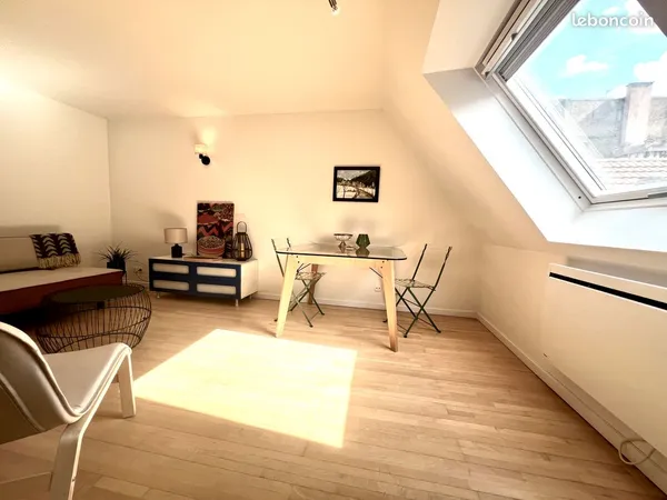 Particulier vend appartement T2 40 m² + local RdC 8.5 m² Strasbourg centre