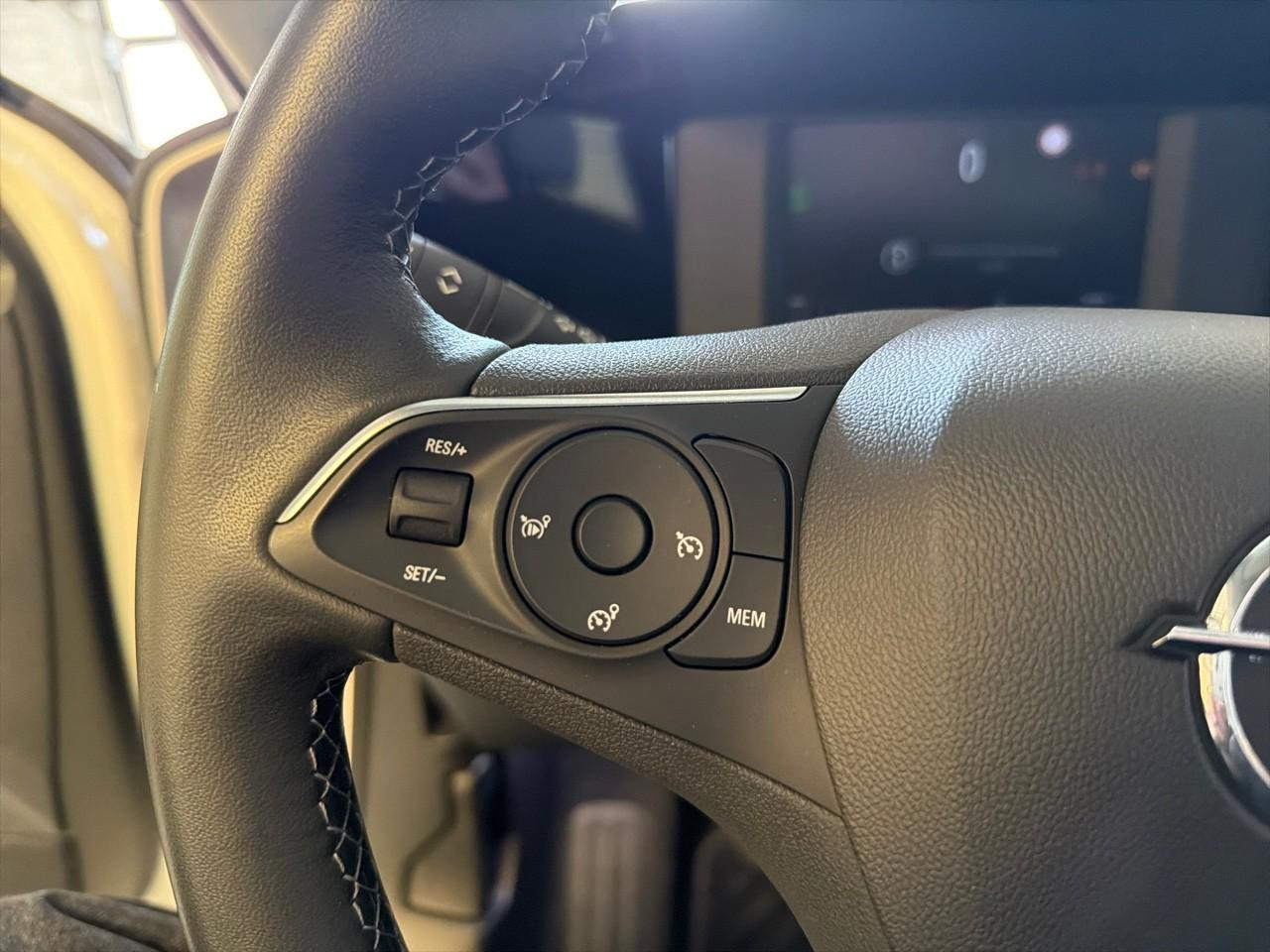 Opel Mokka 1.2 turbo 100 ch bvm6 elegance — photo 18