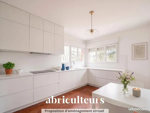 Appartement 4 pièces 8 m²