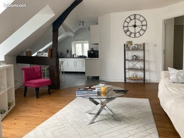 T3 meublé 70m² sol, 250m de la gare