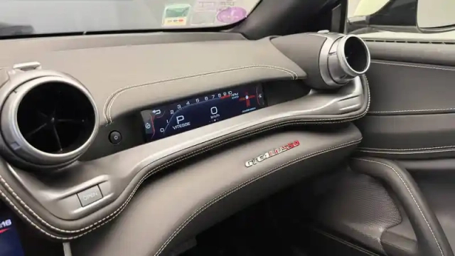 Ferrari Gtc4Lusso gtc4 lusso v12 6.0 690ch — photo 62