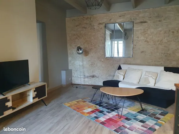 Loue grand t2 meublé