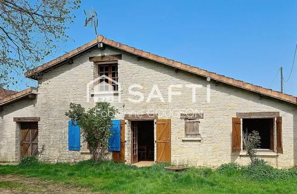 Maison en moelleons de 105 m² dans un hameau paisible