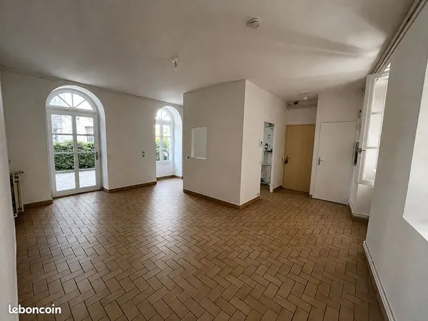 Appartement 2 pièces 56 m²