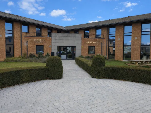 Bureaux 350 m²