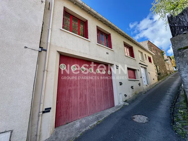 VIHIERS CENTRE-VILLE ? Maison avec dépendance, stockage ou activité professionnelle - D6149