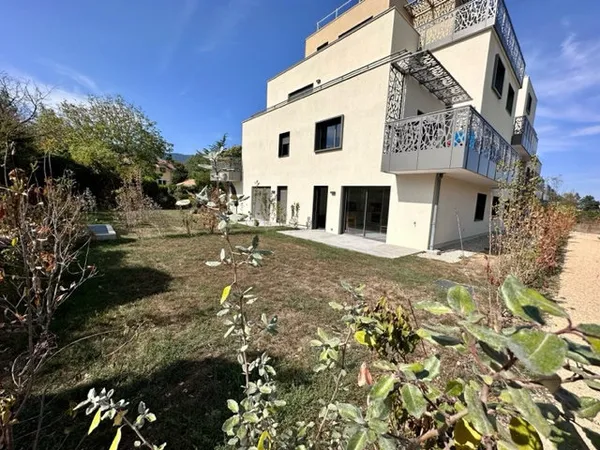 3 PIÈCES 68 M2 DIVONNE LES BAINS 01220 - T3 NEUF ÉQUIPÉ ET M
