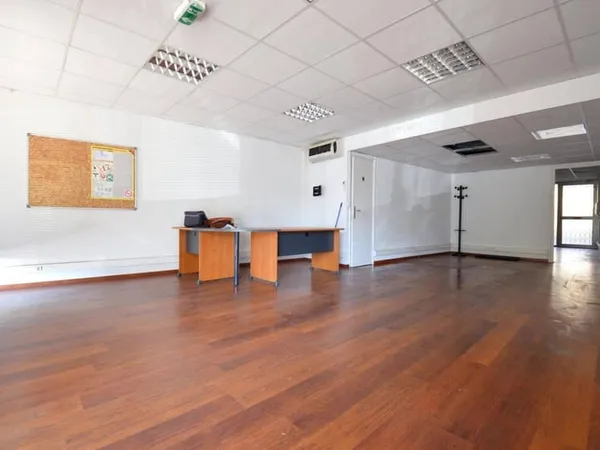 Local commercial 65 m²