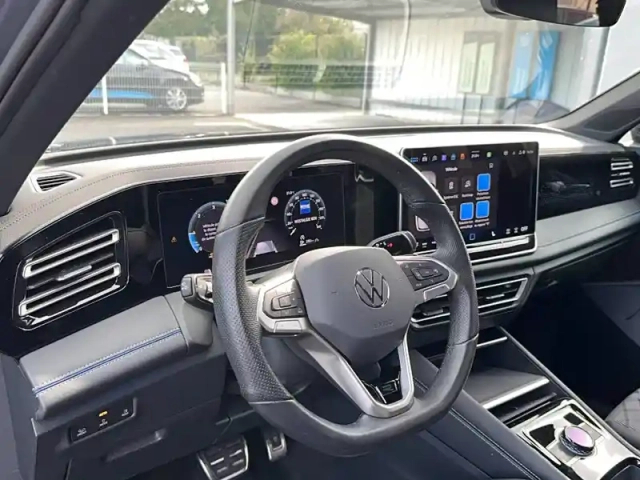 Volkswagen Tiguan 2.0 tdi 150ch dsg7 — photo 10