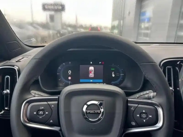 Volvo Ex40 single extended range 252ch plus — photo 10