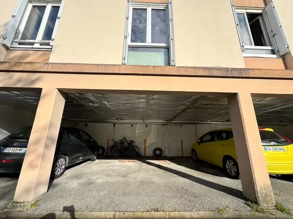 Vends parking