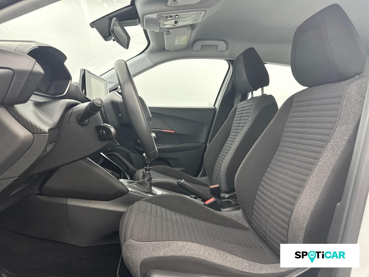 Peugeot 2008 1.2 puretech 100ch s&s active — photo 9