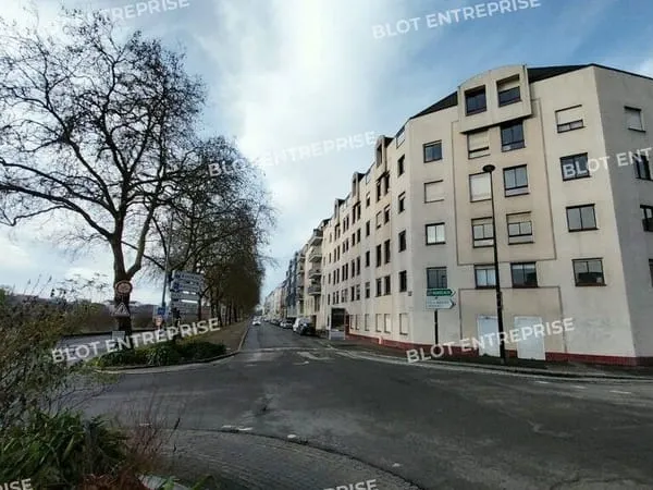 Bureaux 129 m²