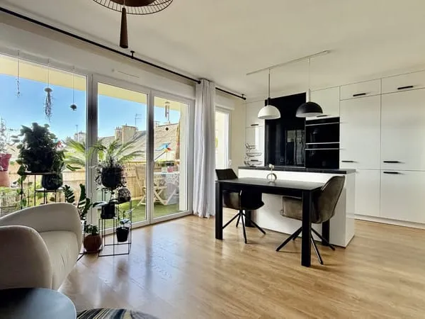 Saint Nazaire T3 de 64.02 m² - DPE B - terrasse 9 m² - 2 places de stationnement