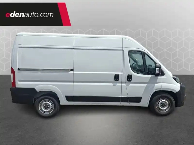 Peugeot Boxer fgn diesel 180 ch l2h2 3.5 t aut. — photo 6