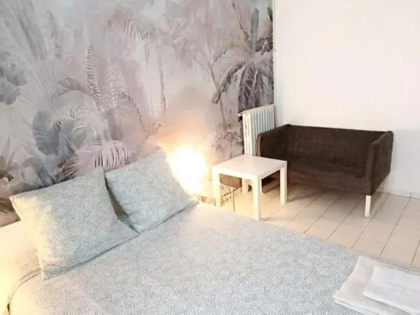 Location de 2 chambres dans appartement/