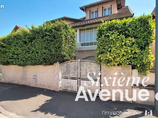 Maison 13 pièces 435 m²