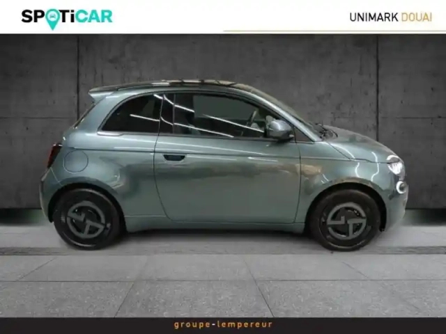 Fiat 500 e 118ch giorgio armani collectors edition my25 step 2 — photo 4