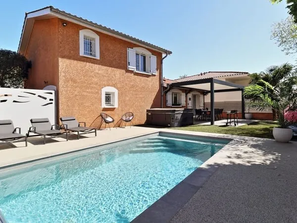 Maison 5 pièces 158 m²