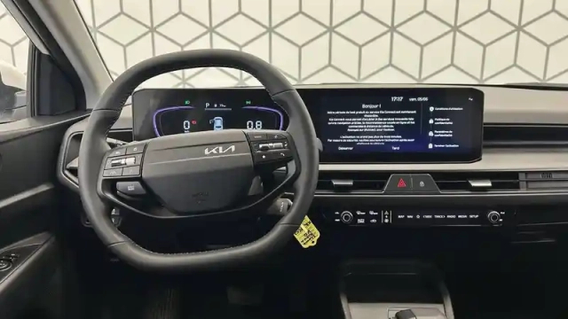 Kia Stonic 1.0 t-gdi 100 ch dct7 — photo 8