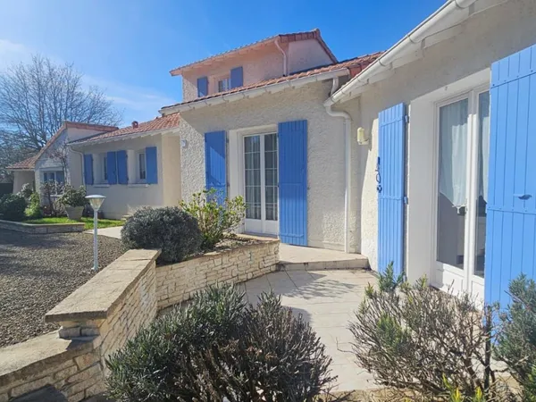 Maison 5 pièces 145 m²