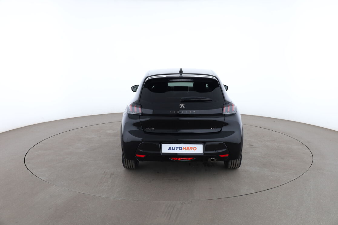 Peugeot 208 1.2 PureTech GT Pack EAT8 — photo 4